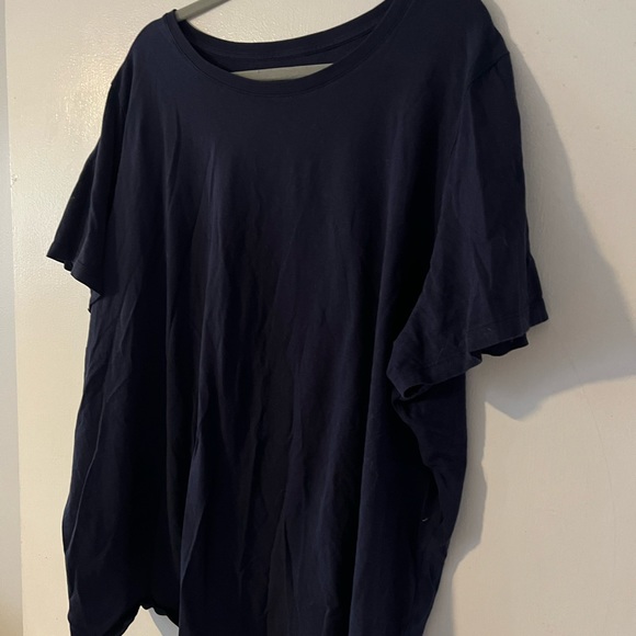 Two woman within shirts size 30/32 - Picture 9 of 13